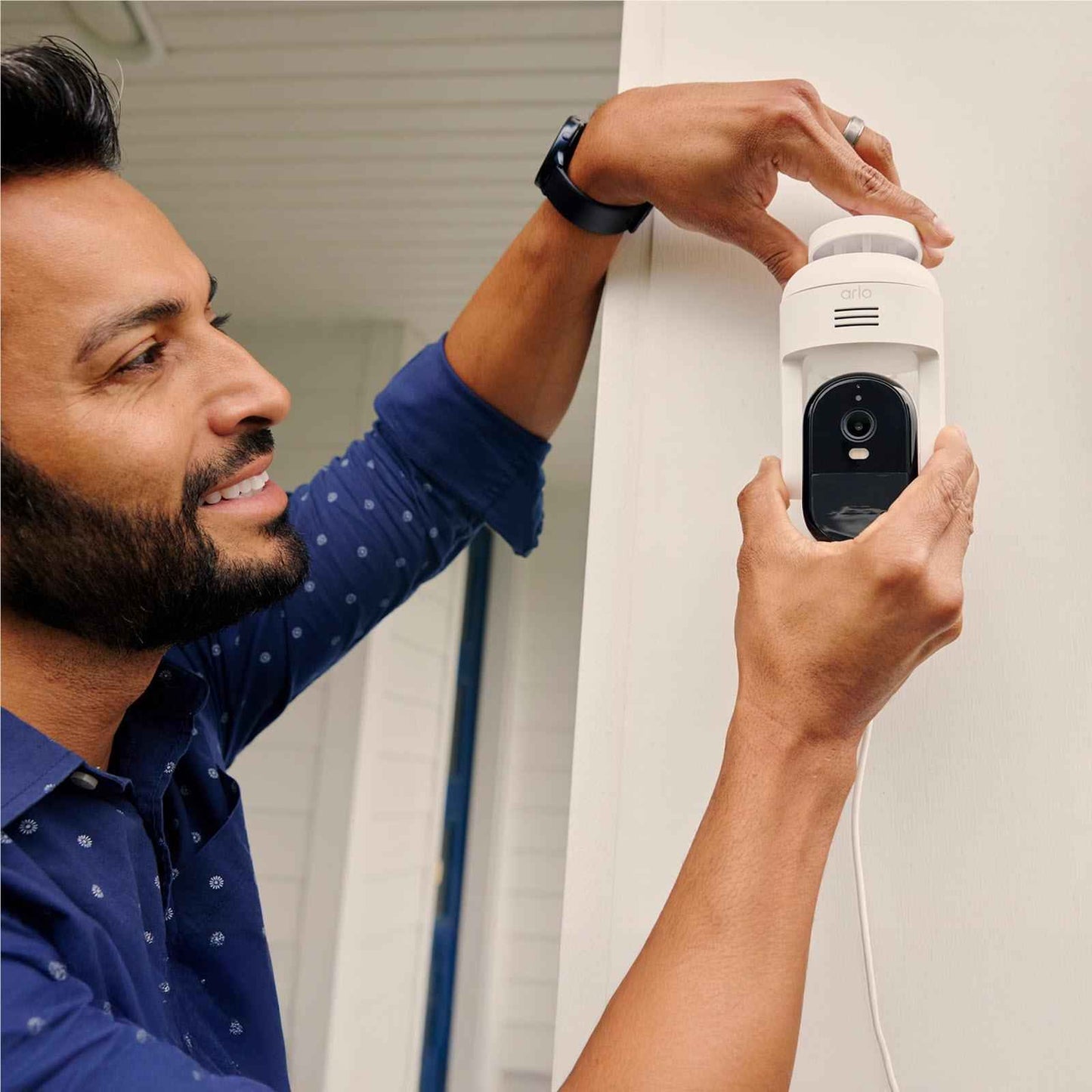 Arlo Essential Pan & Tilt 2K Outdoor Security Camera