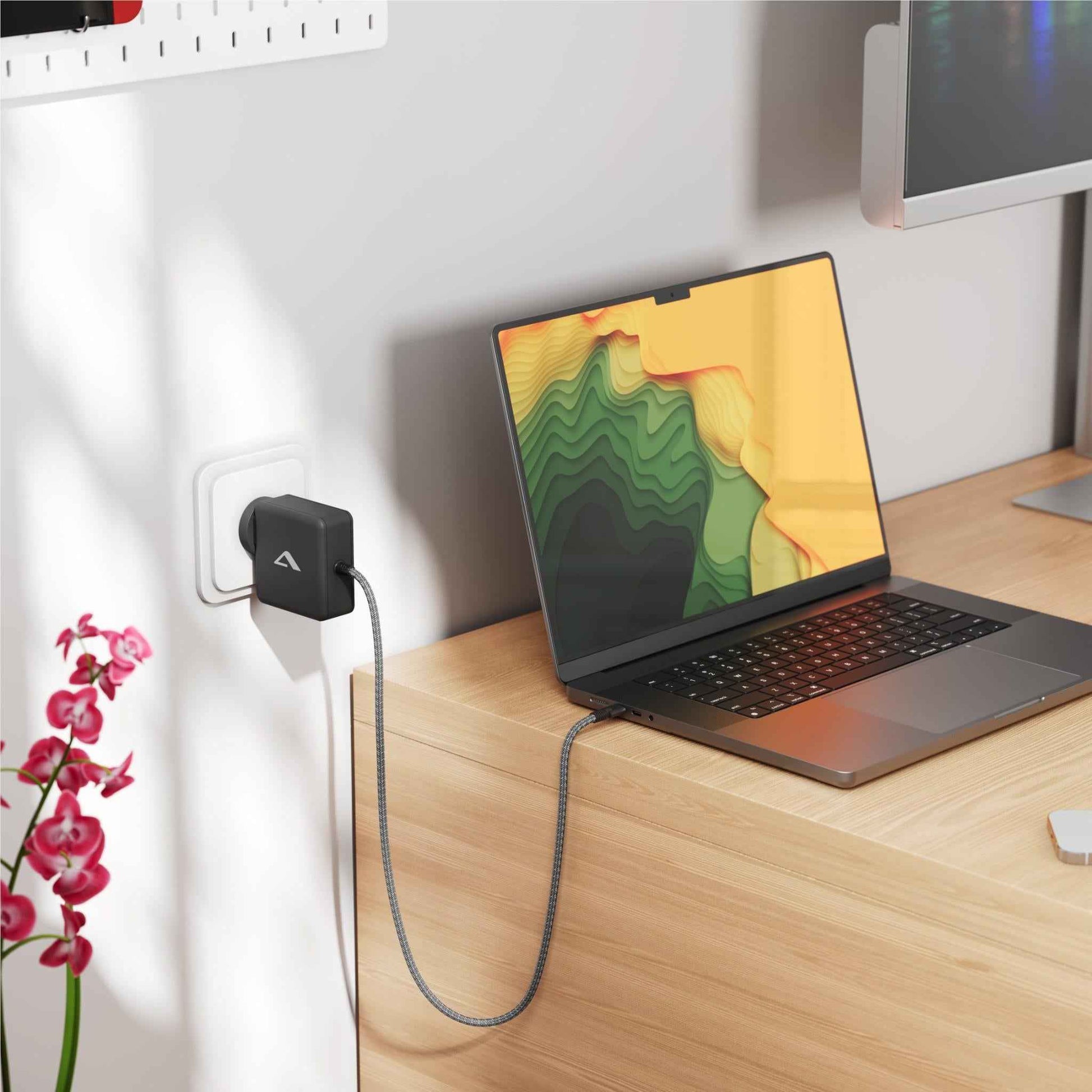 Alogic Rapid Power100W Wall GaN  USB-C Fixed Charger (Black)