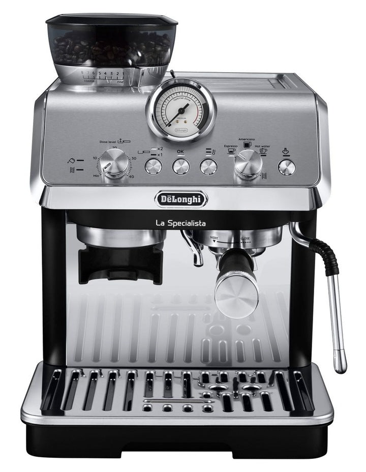 La Specialista Arte Manual Pump Coffee Machine in Metal/Black EC9155MB