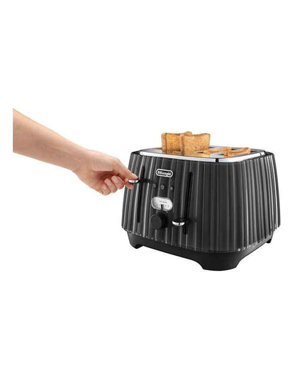 Ballerina 4 Slice Toaster in Furnace Black CTD4003BK