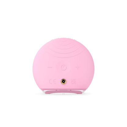 Foreo Luna 4 Play Facial Cleansing Device (Pink)