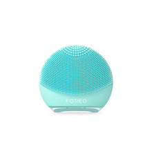 Foreo Luna 4 Play Facial Cleansing Device (Mint)