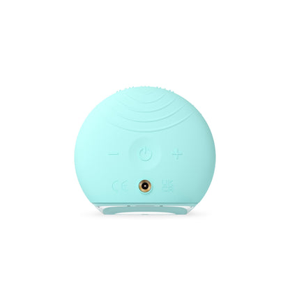 Foreo Luna 4 Play Facial Cleansing Device (Mint)