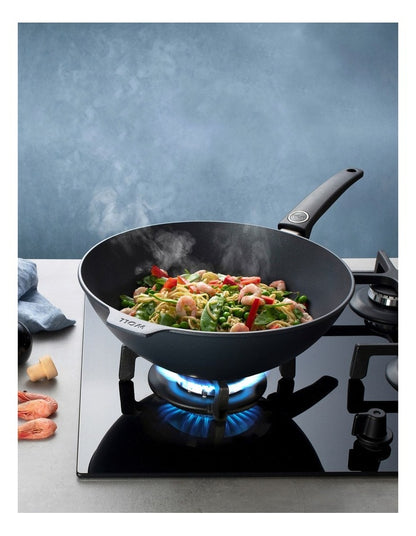 Diamond Lite Fixed Handle Conventional Wok 30cm With Lid Gift Boxed