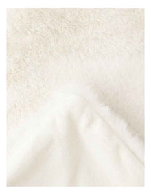 Amelie Fur Throw in Cream