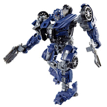 Transformers - Studio Series Transformers: The Last Knight Deluxe Class Barricade Figure