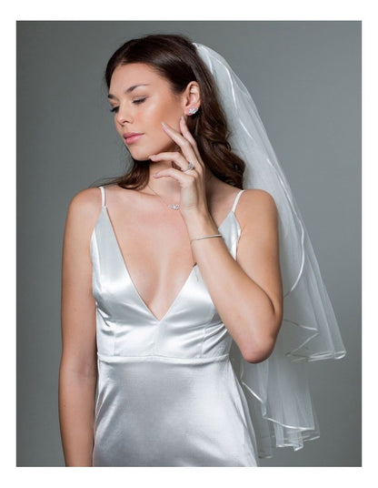 Iconic Bridal Hyacinth Silver Necklace