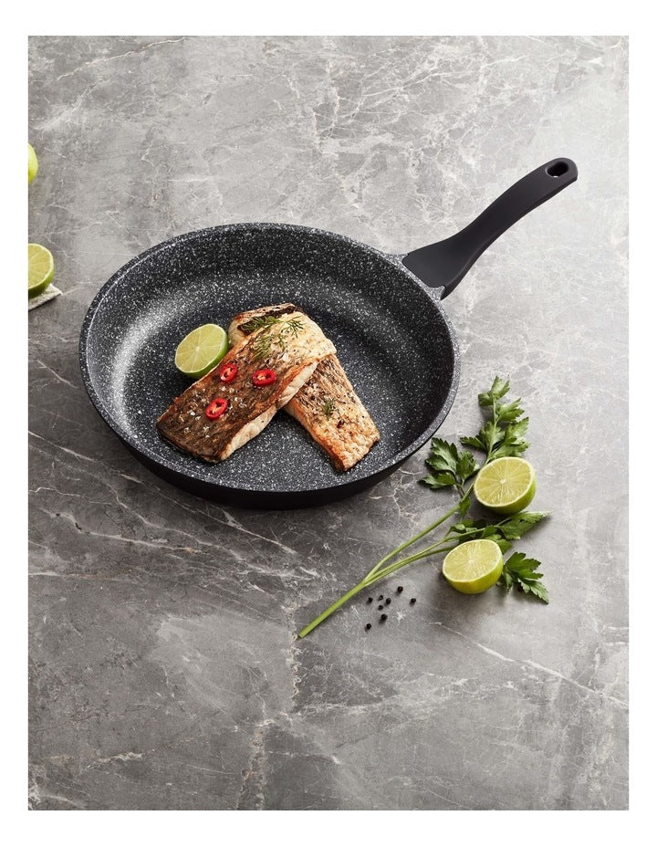 Classic Non-Stick Frypan 32cm in Black