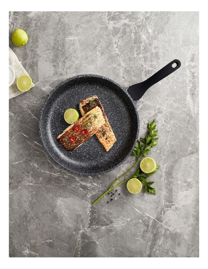 Classic Non-Stick Frypan 32cm in Black