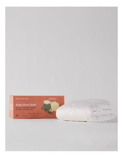 Baby Wool Quilt Cot in White