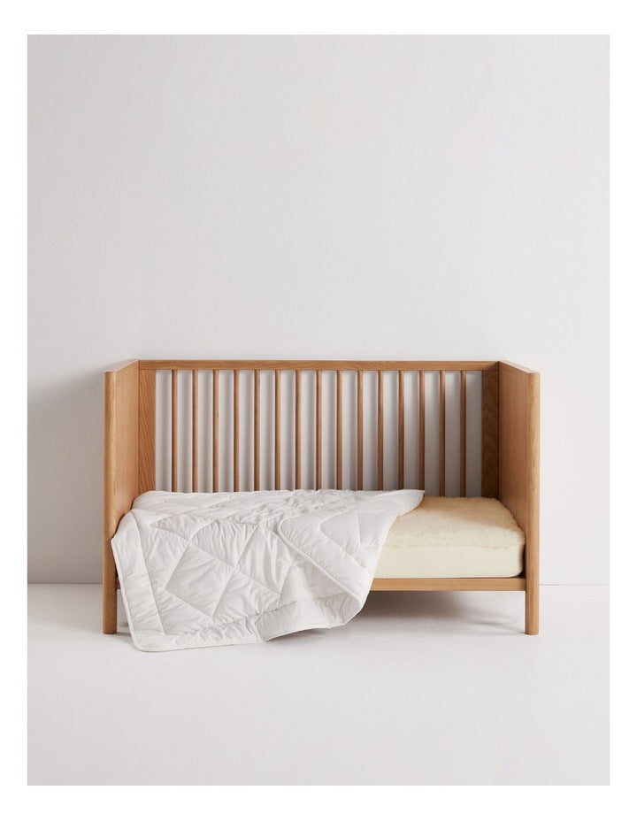 Baby Wool Quilt Cot in White