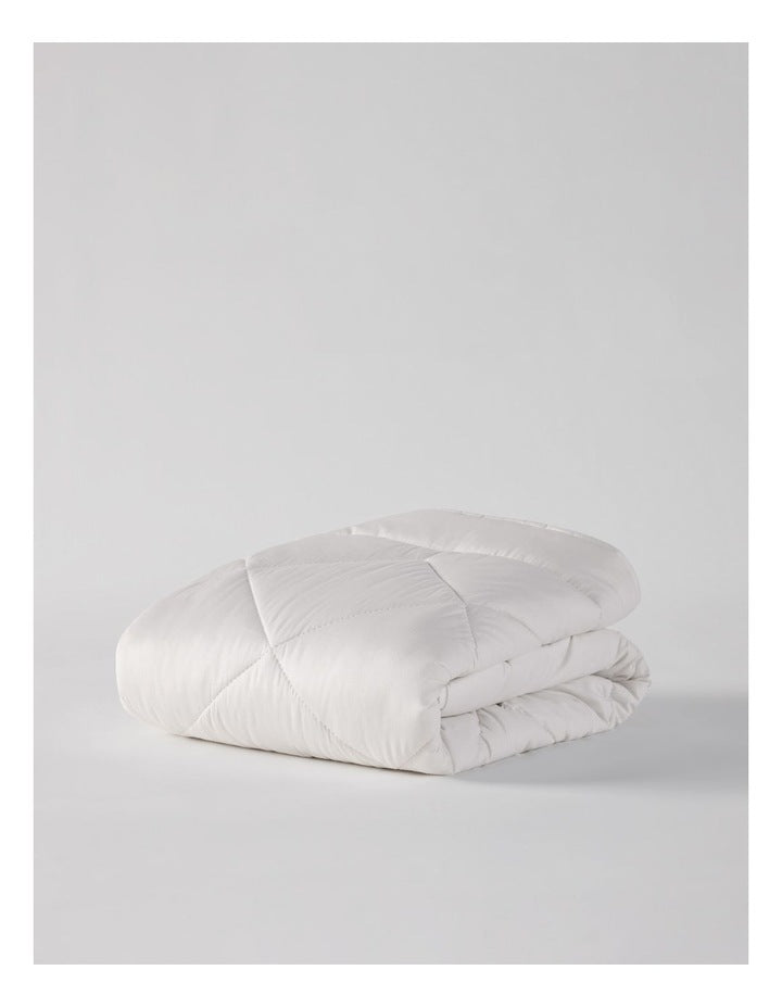 Baby Wool Quilt Cot in White