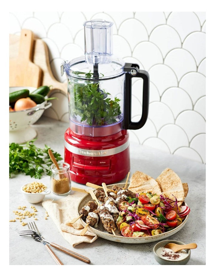 9 Cup Food Processor in Empire Red 5KFP0921AER