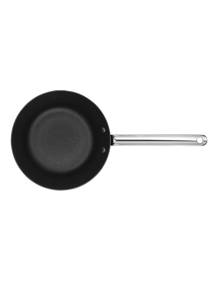 TechnIQ 22cm/2.8L The Windsor Black