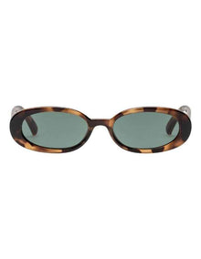Outta Love LSP1802498 Sunglasses in  Tort Brown