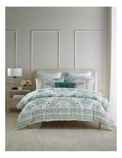 Salvador Medallion Quilt Cover Set in Multi