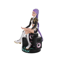 K-Pop Demon Hunters: Rumi Golden Outfit Cable Guys Controller and Phone Holder
