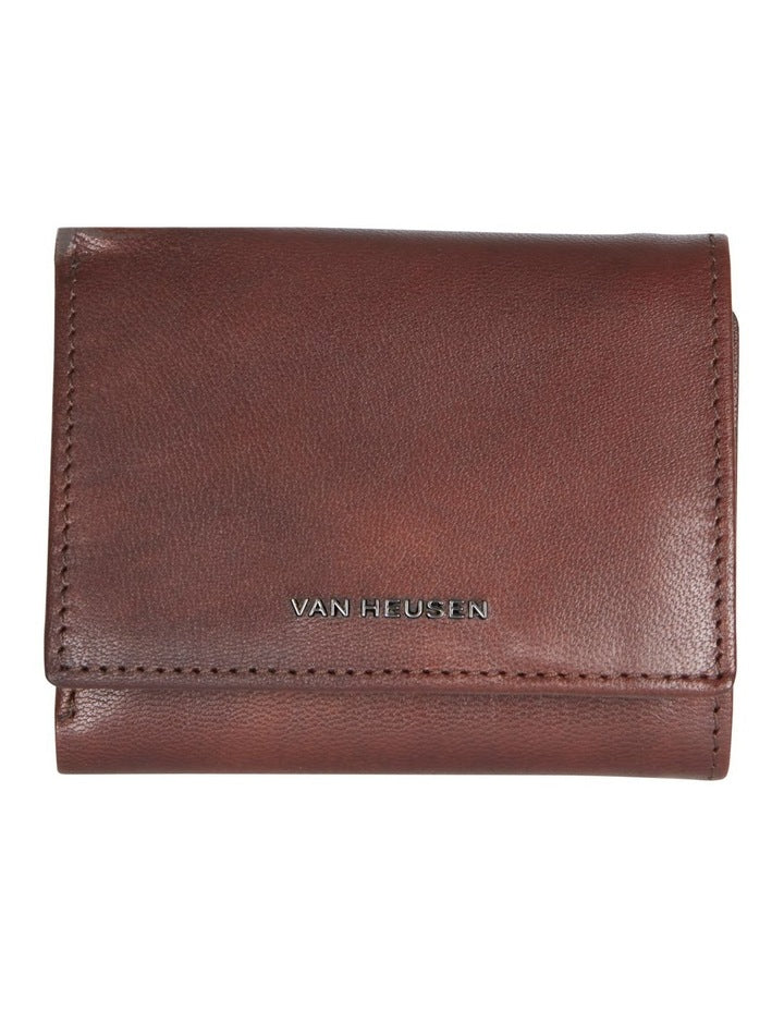 Trifold Tan Wallet in Tan