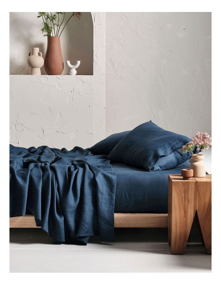 Nimes Washed European Linen Sheet Set In Navy