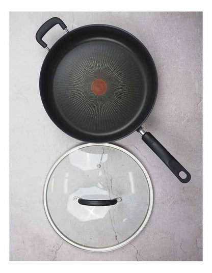 Specialty Hard Anodised Non-Stick Sautepan with Lid 30cm in Black
