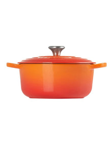 Signature Round Casserole 20cm/2.4Lt in Volcanic
