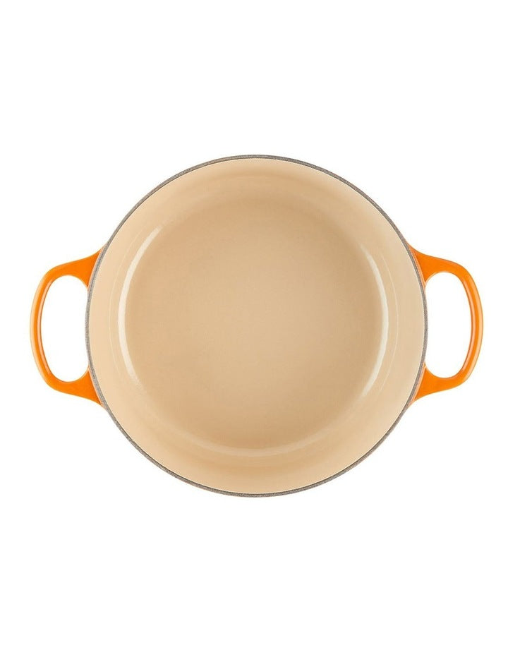 Signature Round Casserole 24cm/4.2Lt in Volcanic