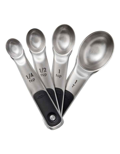 4 Piece Measuring Spoon Set in Silver