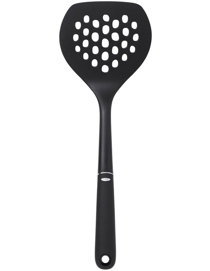Round Turner in Black