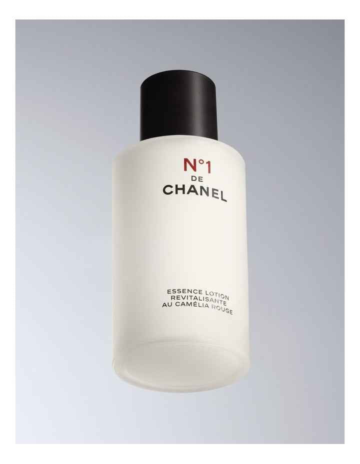 N°1 DE CHANEL REVITALIZING ESSENCE LOTION Plumps  Unifies  Illuminates