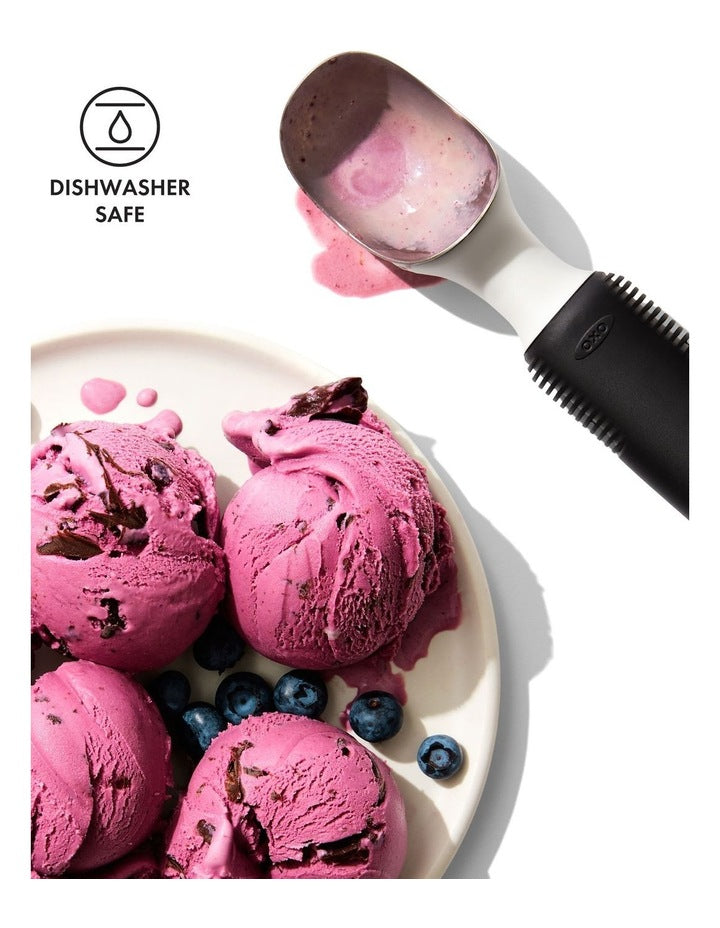 Basic Ice Cream Scoop in Black