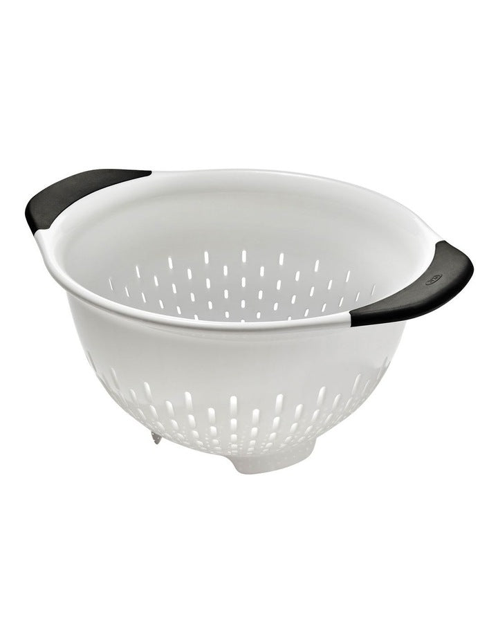 Colander in White