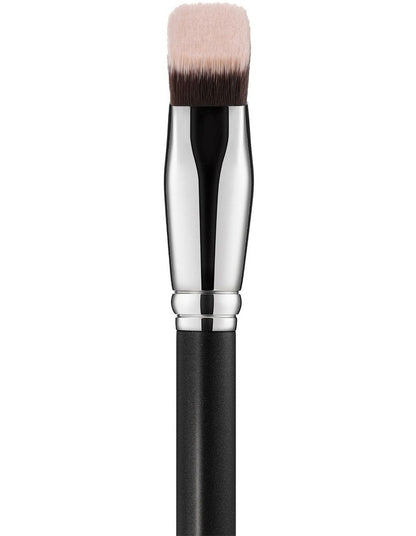 Smooth-Edge All Over Face Brush 171S