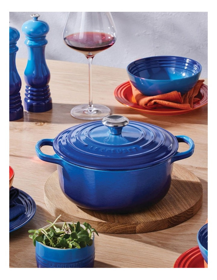Signature 20cm/2.4Lt Round Casserole Azure Blue