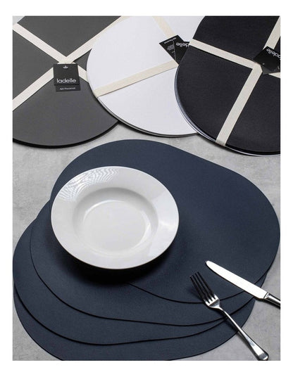 Hugo Placemat 4 Pack in Black