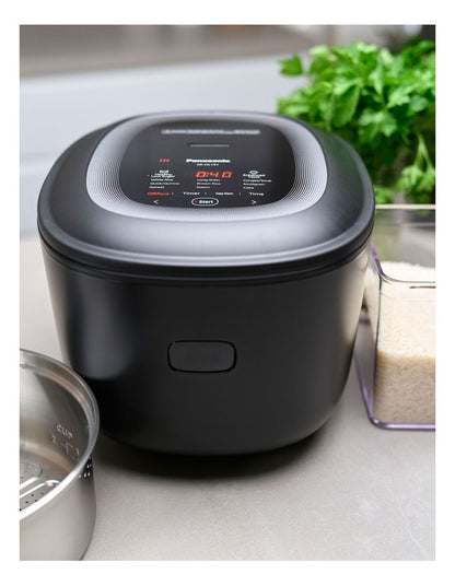 Induction Rice Cooker in Black SR-HL151KST