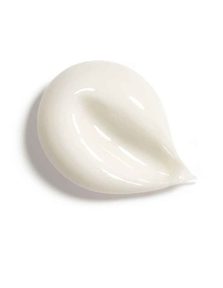 LE LIFT PRO CR&#200;ME VOLUME Corrects &#8211; Redefines &#8211; Plumps