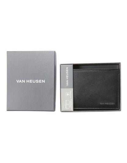 RFID Bi-Fold Wallet with Removable Pass Case in Black
