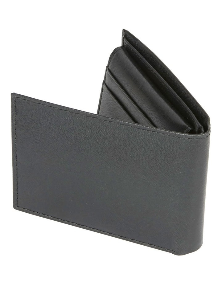 RFID Bi-Fold Wallet with Removable Pass Case in Black