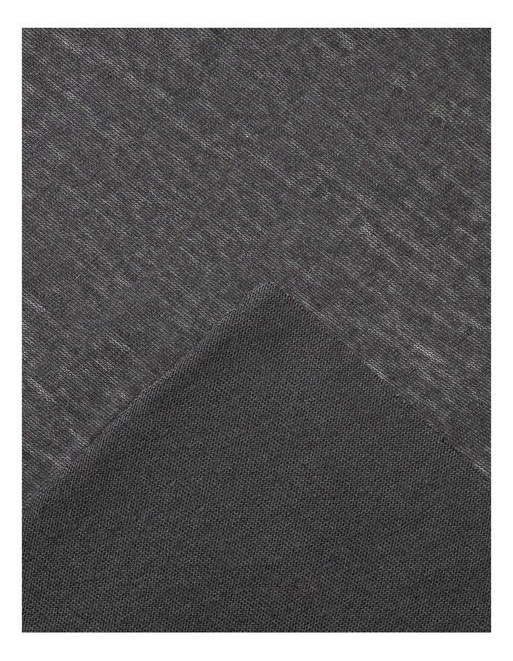Lightweight Stretch Scarf in Black