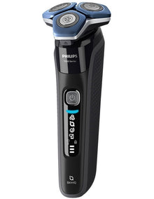 Shaver Series 7000 SkinIQ in Ink Black S7886/50