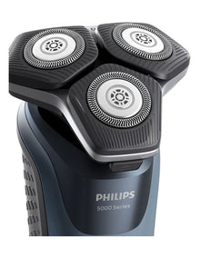 Shaver Series 5000 SkinIQ in Ocean Blue S5880/20