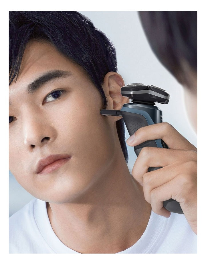 Shaver Series 5000 SkinIQ in Ocean Blue S5880/20