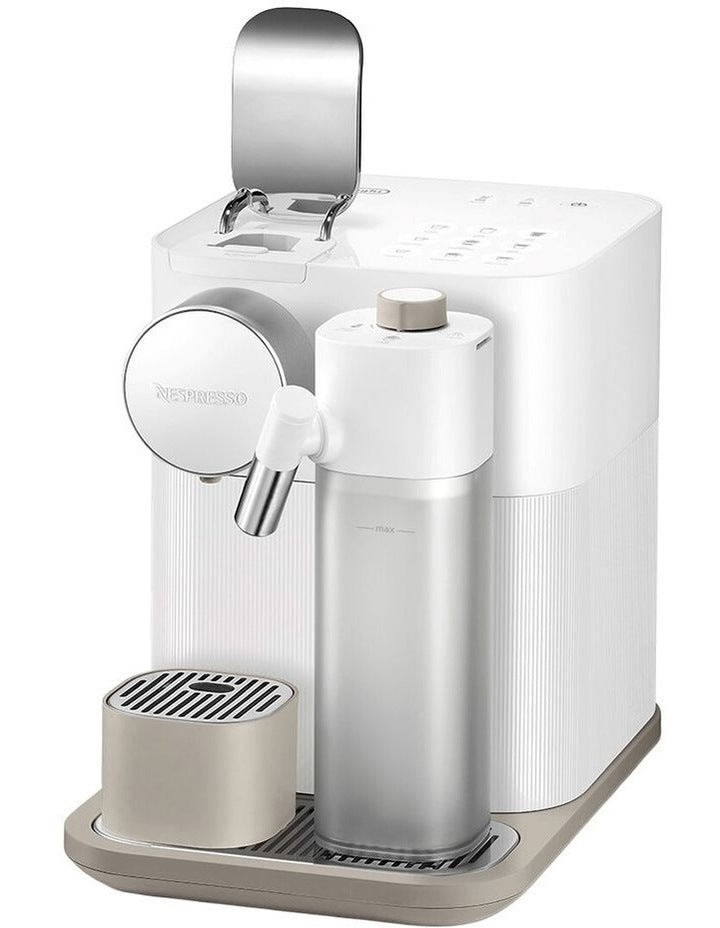 Gran Lattissima Automatic Capsule Coffee Machine in White EN640W