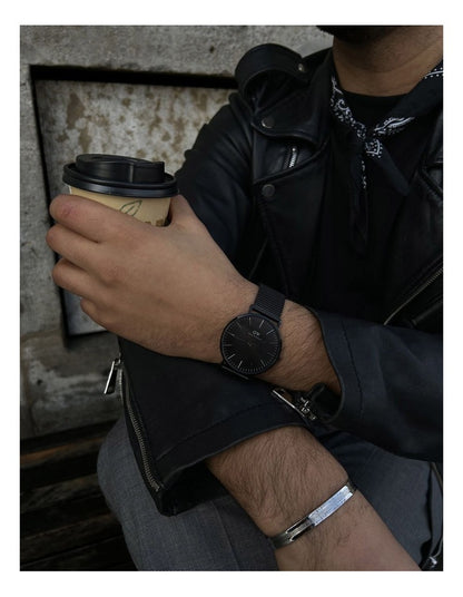 Classic 40mm Ashfield Black Dial Watch in Black