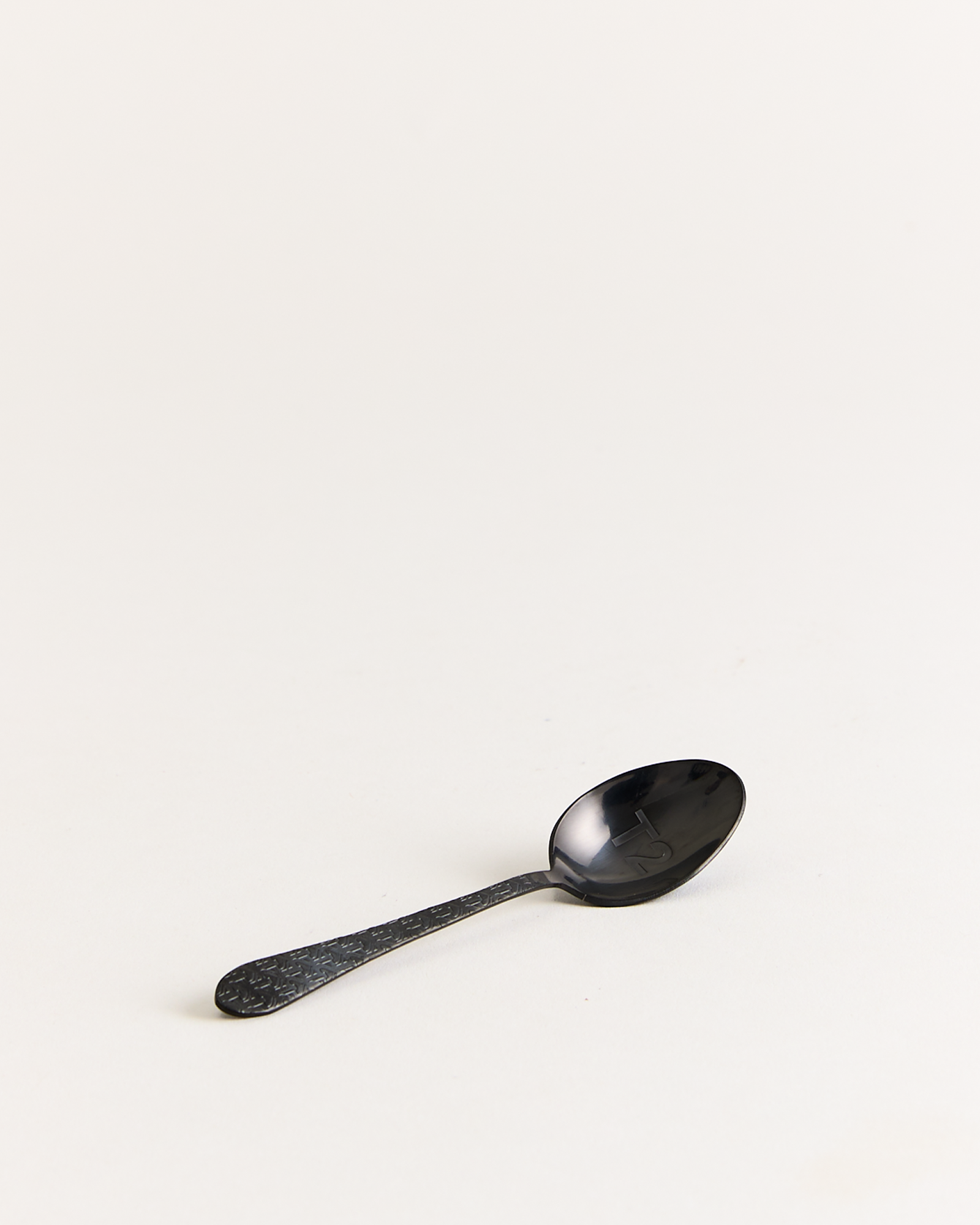 T2 Short Teaspoon Black