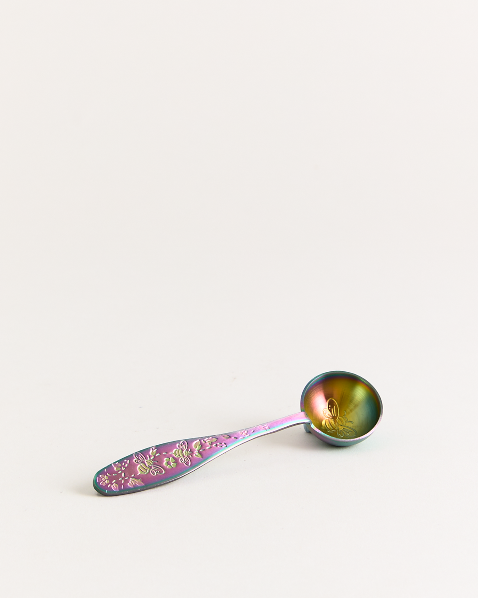 Bee Scoop Rainbow