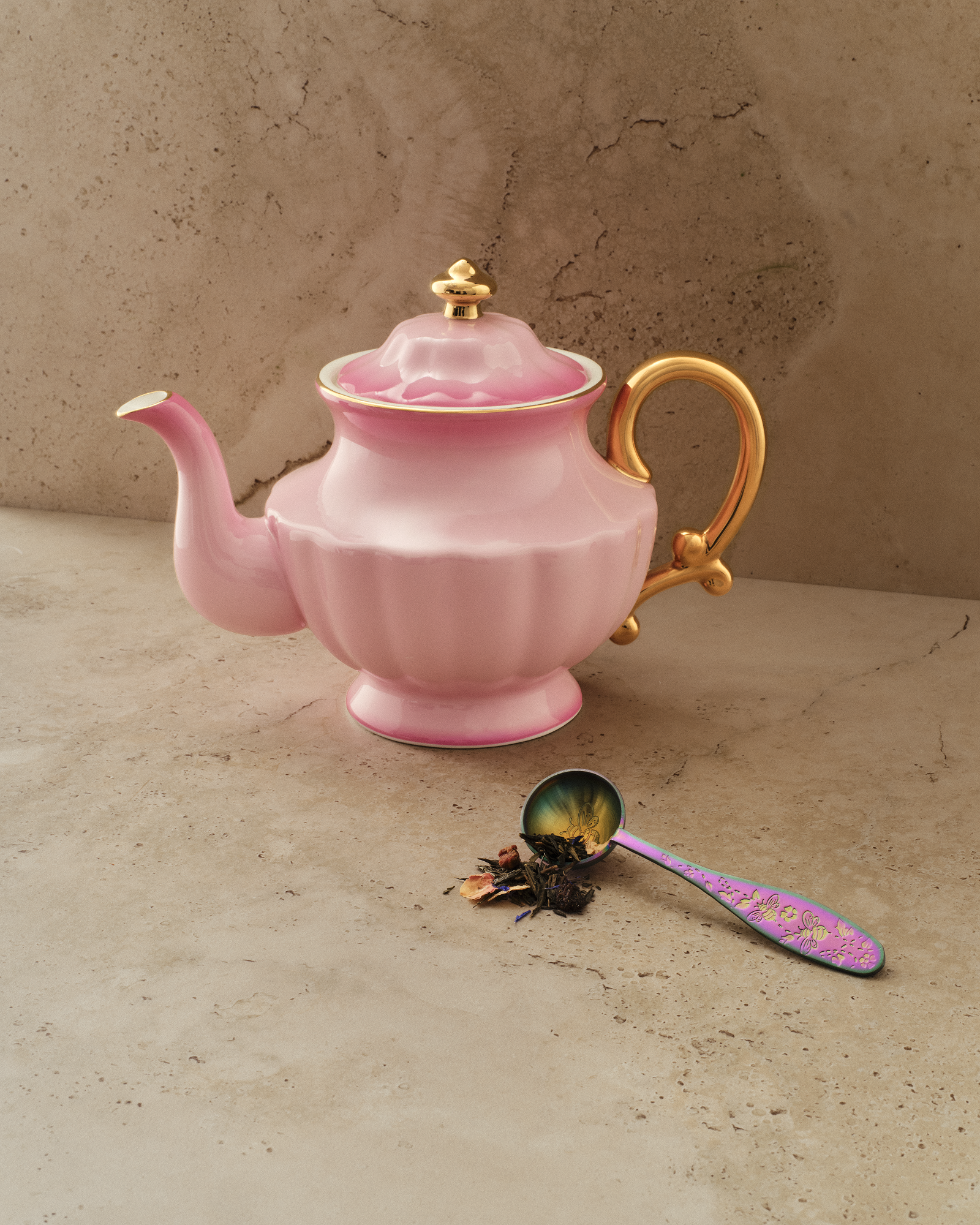 Bee Scoop Rainbow