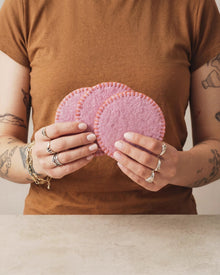 Aveva Rose Wool Coaster set of 4