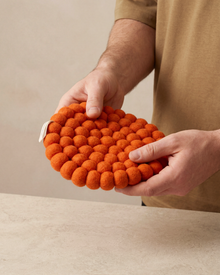 Aveva Coral Wool Round Trivet