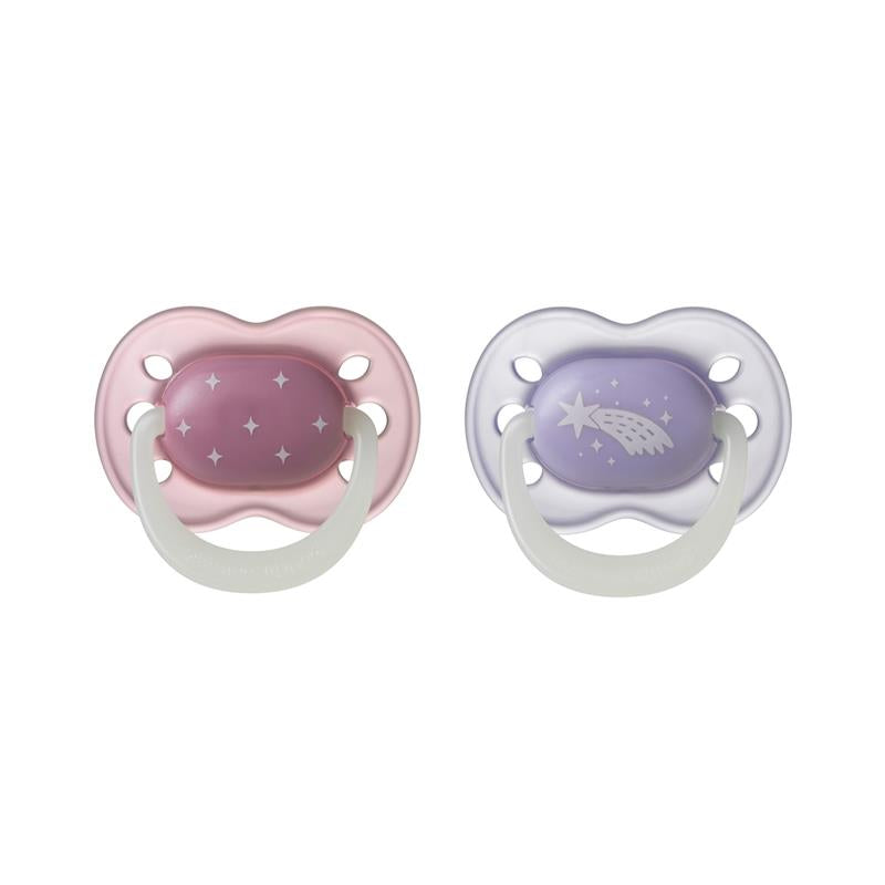 Tommee Tippee NightGlow Soother 0-6 Months 2 Pack Assorted Colours